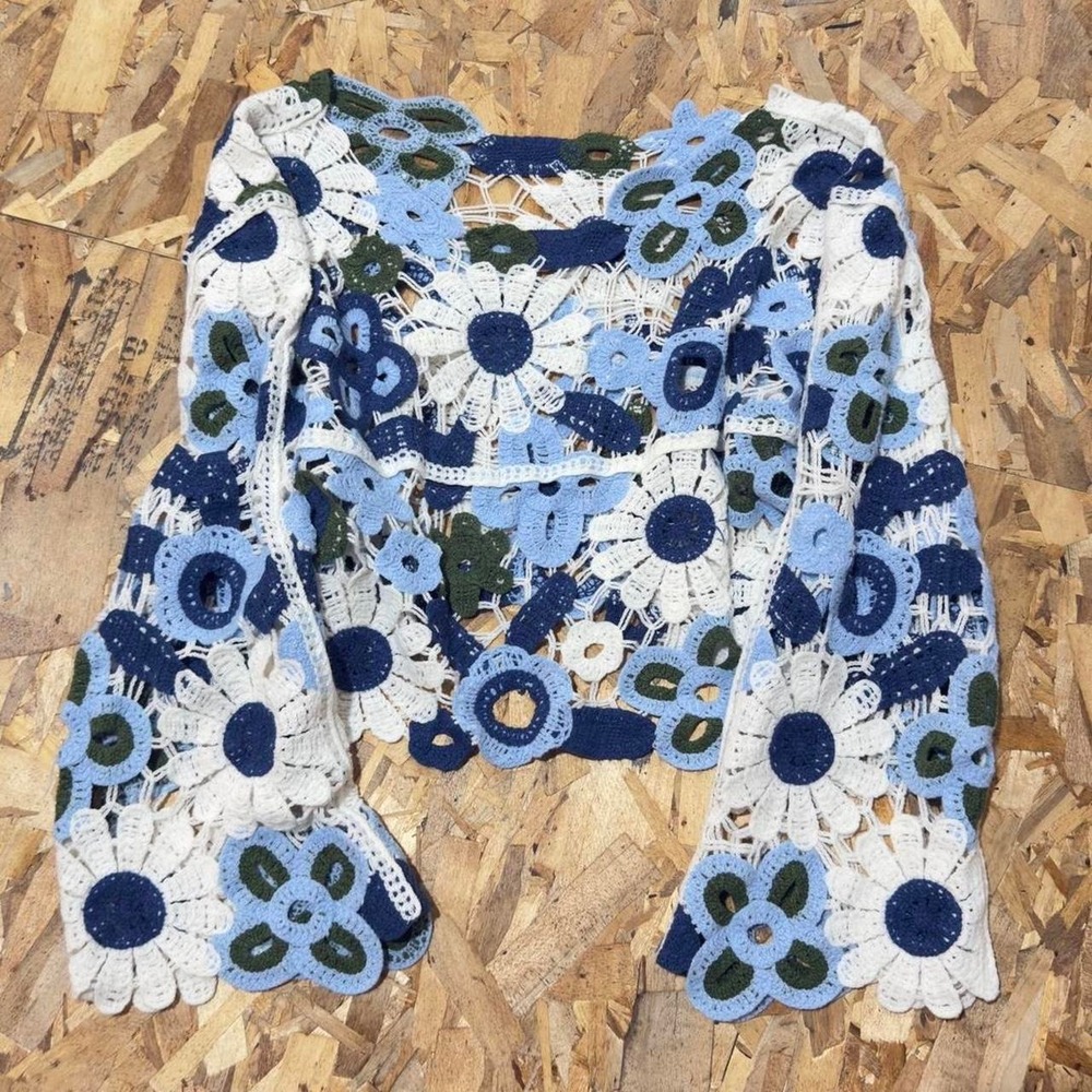 Retro Flare Sleeve Sheer Crochet Top Patchwork 3D Daisies Blue White Medium - Picture 5 of 8